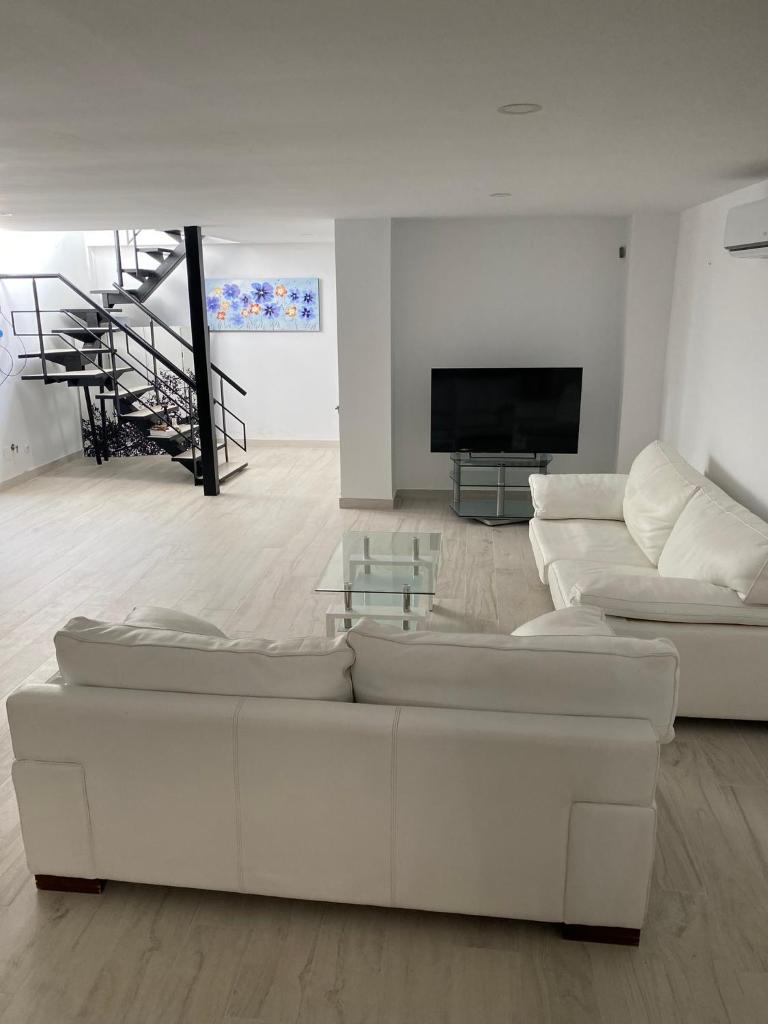 New - MiJa basement Loft Apartment steps from Beach - perfect for Sun and Sport Seekers 1