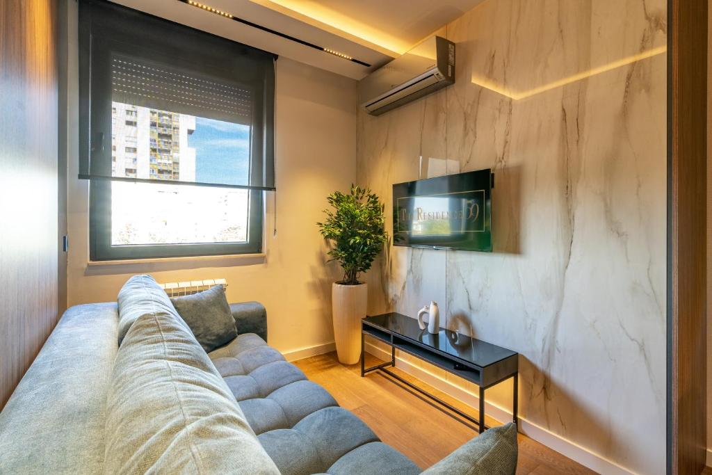 The Residence 59 8