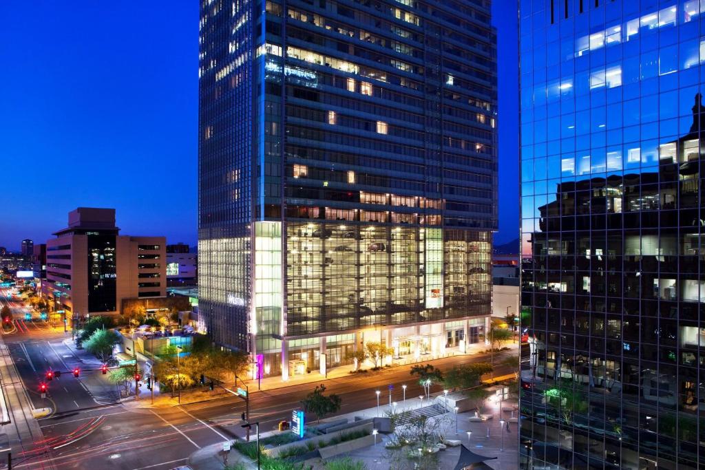 The Westin Phoenix Downtown Image