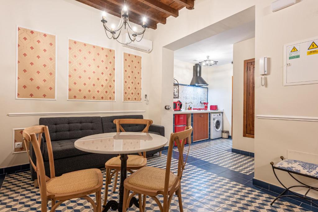 Casa Museo La Merced by Stay Unique 8