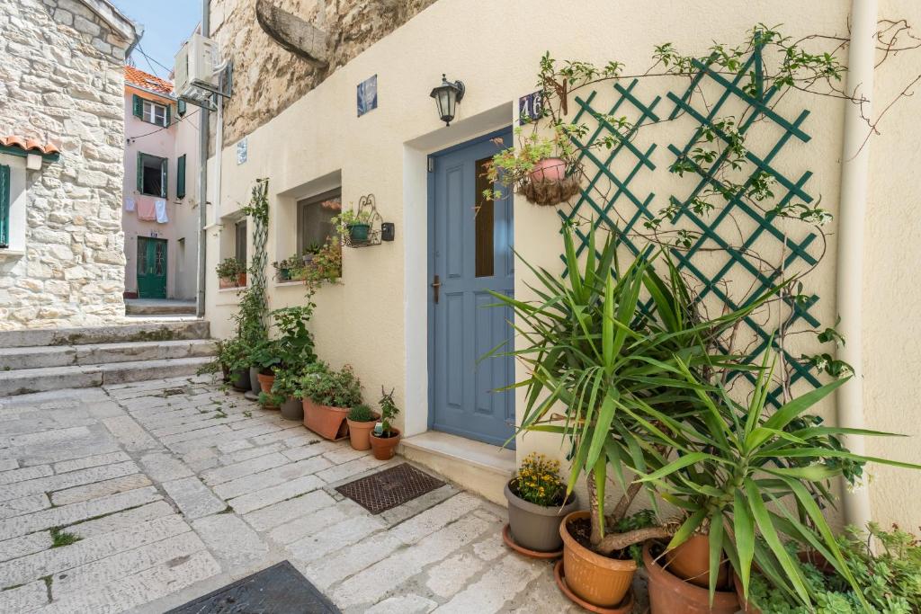 Old Town Cozy Apartment in Split Walk to Diocletians Palace and Beaches 6