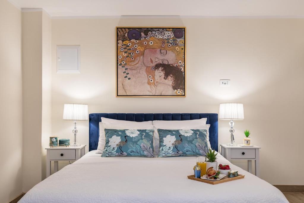 Old Town Cozy Apartment in Split Walk to Diocletians Palace and Beaches 1