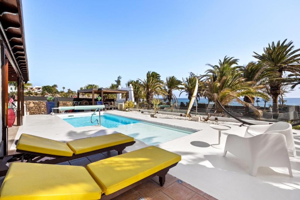 Villa a pie de mar 4
