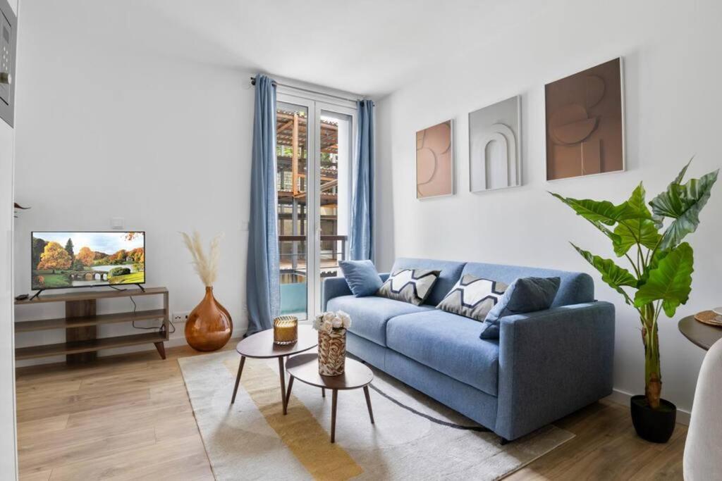 Appartement Chaville - Parking - Proche Paris 1