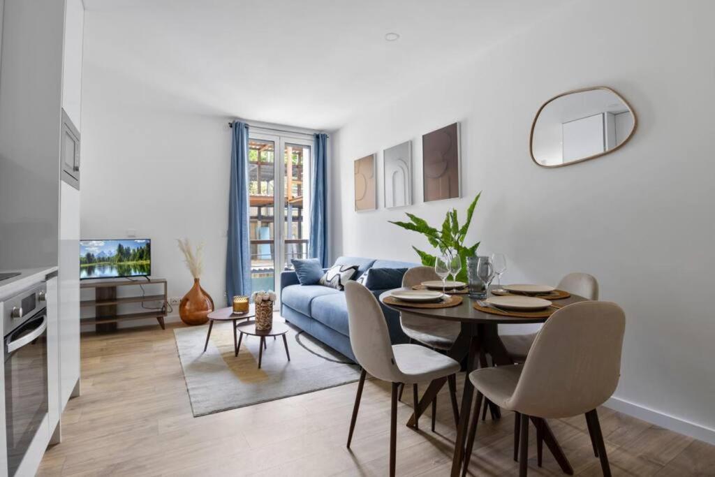 Appartement Chaville - Parking - Proche Paris 4