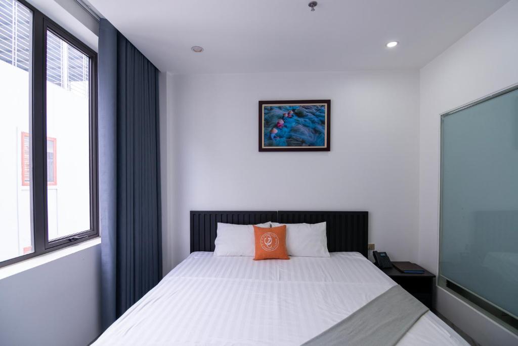 GOLDEN JOY HOTEL & APARTMENT