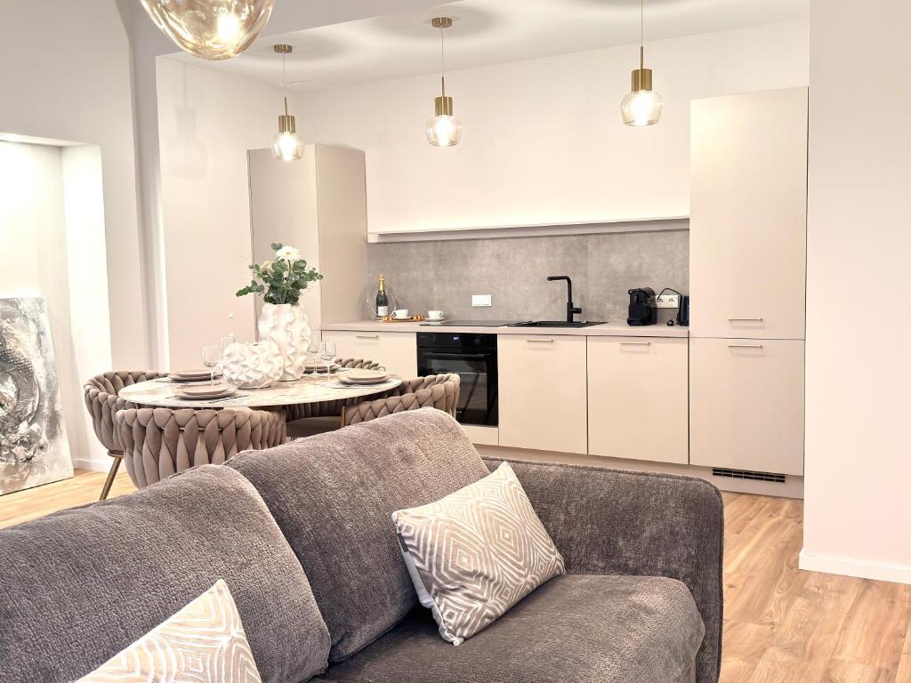 Gemütliches Design Apartment in Do-Zentrum 8