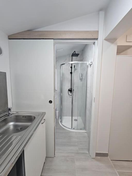 Maisonnette Grande Hauteur Proche Paris & Stade De France 7