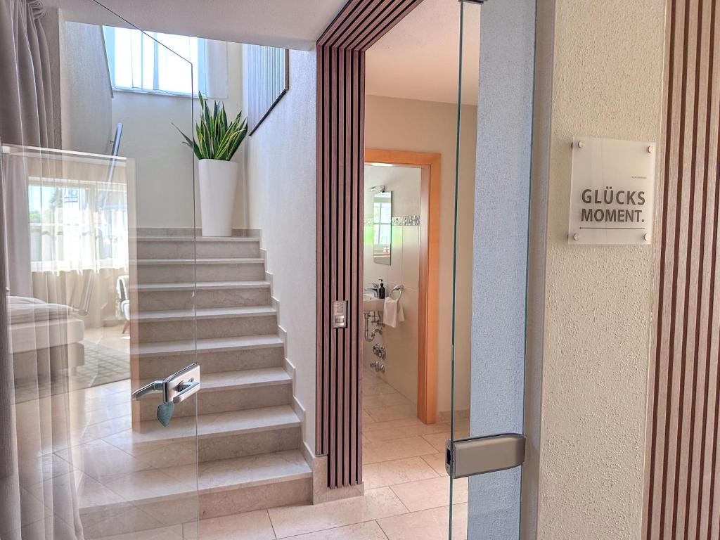 "SONNTAGSGLÜCK" - Premium Apartments Seekirchen, ruhiges Feriendomizil im Grünen, gemeinsamer Poolarea 8