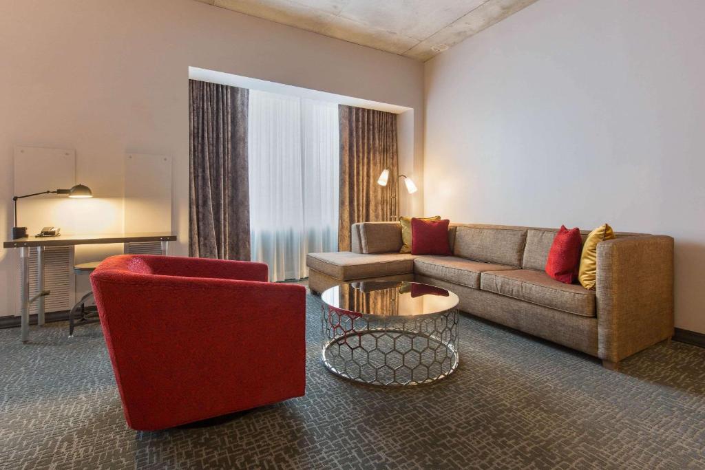 Cambria Hotel Nashville Downtown Image