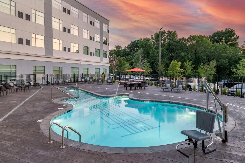 Cambria Hotel Nashville Airport Image