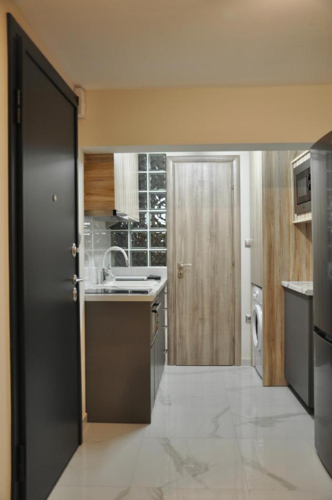 TheVacationers 2,New Studio Skg Downtown 3