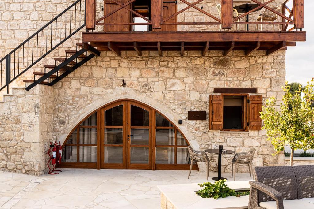 Harma Traditional Boutique Suites 8