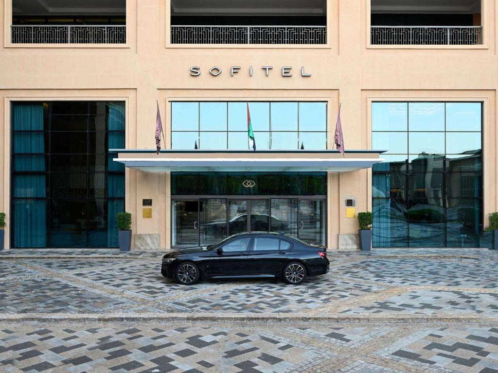 Sofitel Dubai Jumeirah Beach Image