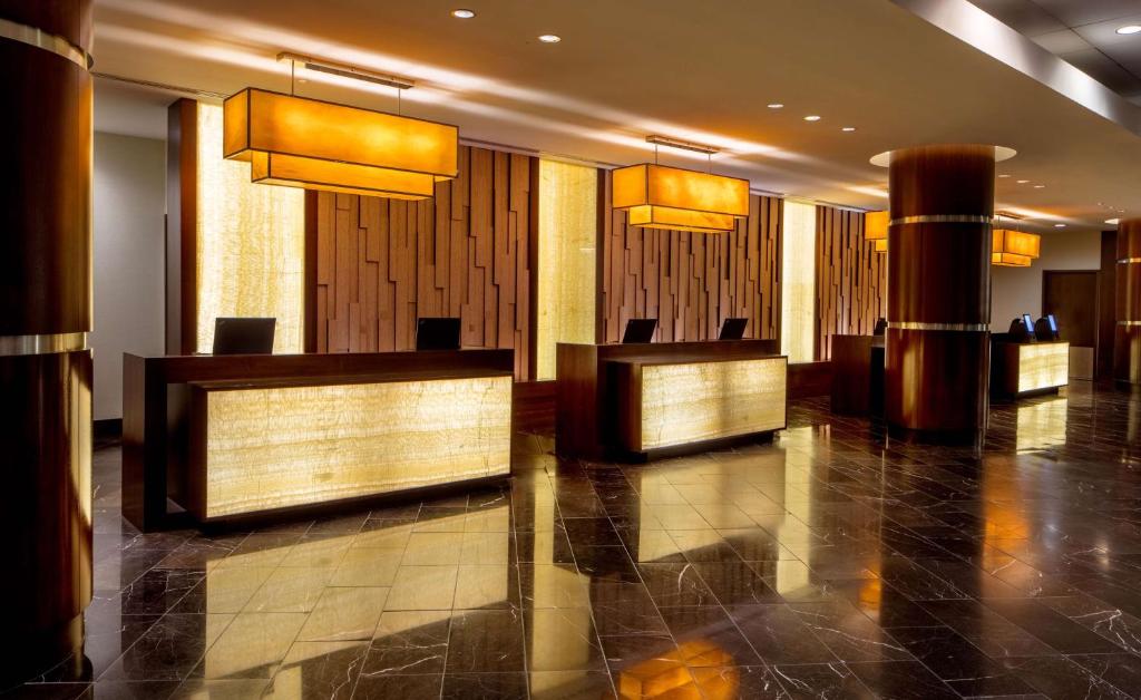 Hyatt Regency Crystal City at Reagan National Airport Image