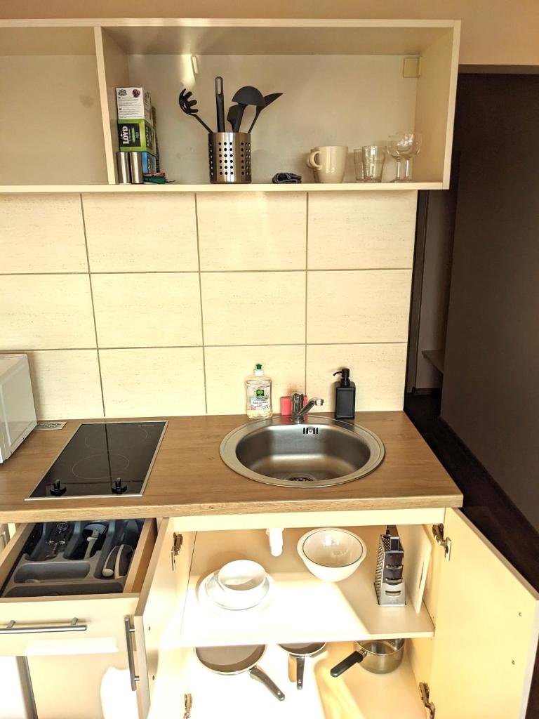 Studio Apartment 7