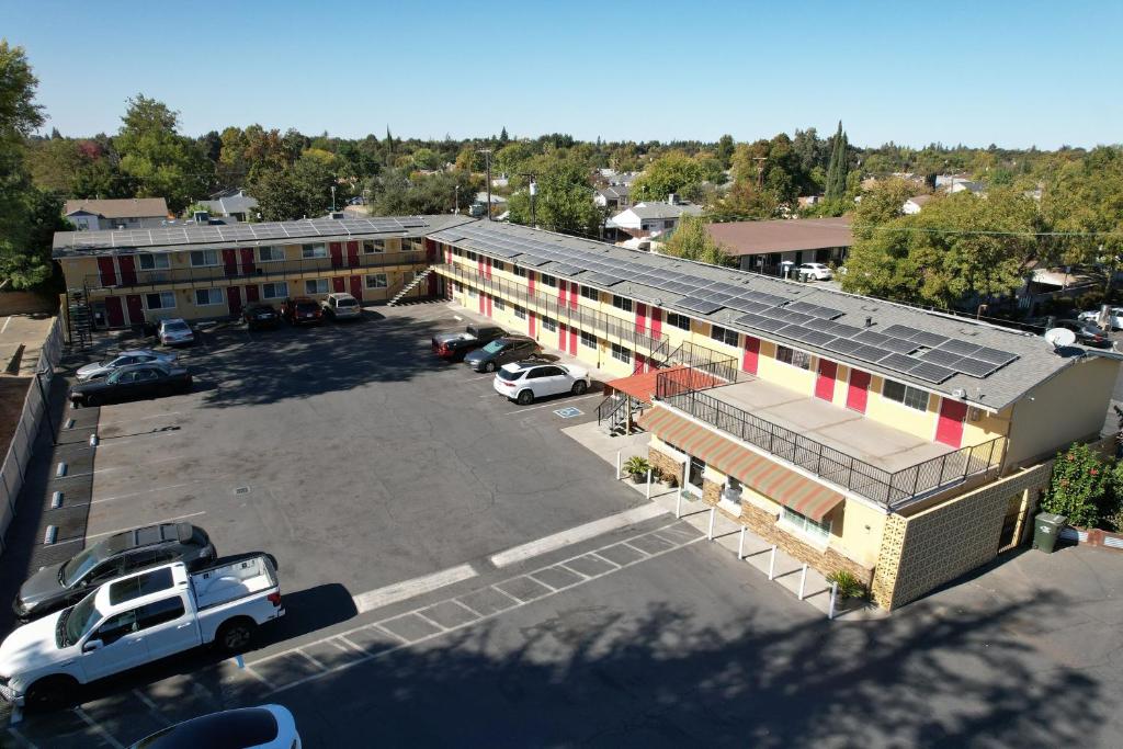Sky Riders Motel Image