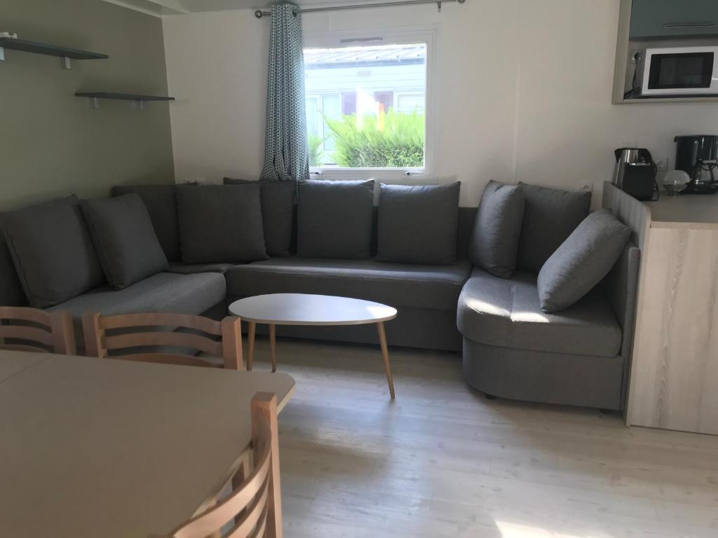 Photo de la galerie de l'établissement Vue sur lac, 40 M2, 3 ch, 2 SDB pour votre confort, à Lattes