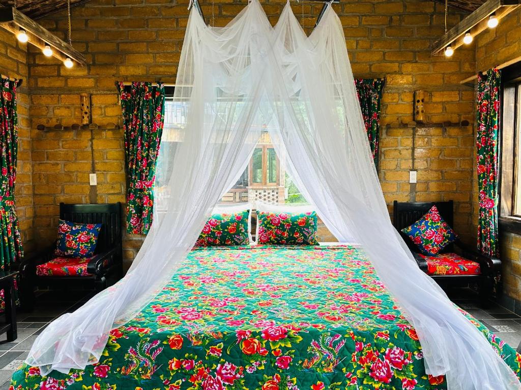 Ban Bang Ecolodge Tours & Motorbike Rental