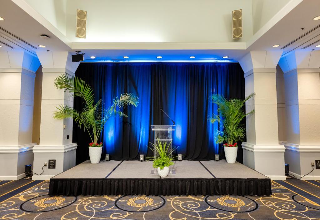 Kellogg Conference Hotel Capitol Hill at Gallaudet University Image
