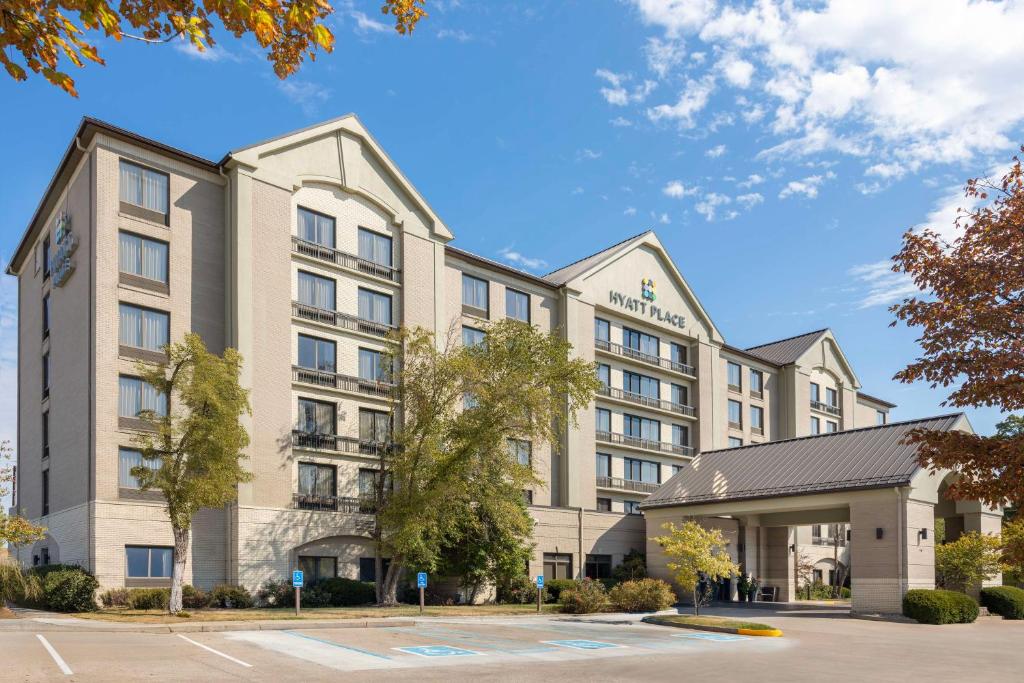 Hyatt Place Indianapolis Airport Image