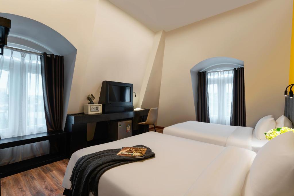 Nature Hotel - Luong The Vinh