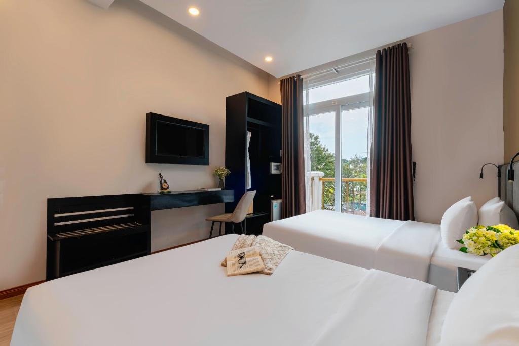 Nature Hotel - Luong The Vinh