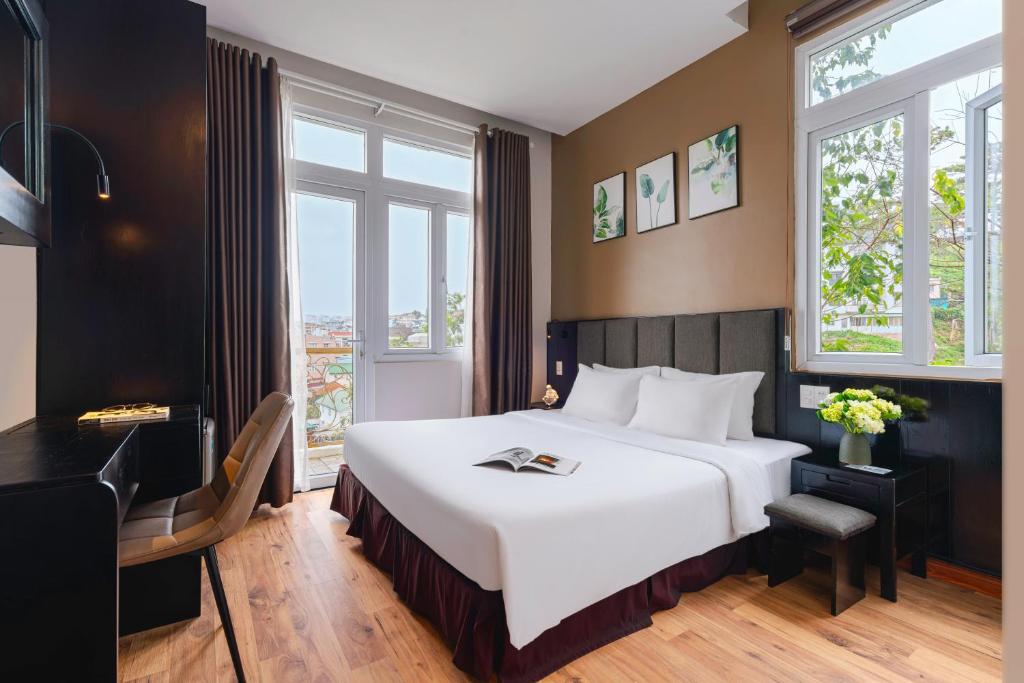 Nature Hotel - Luong The Vinh