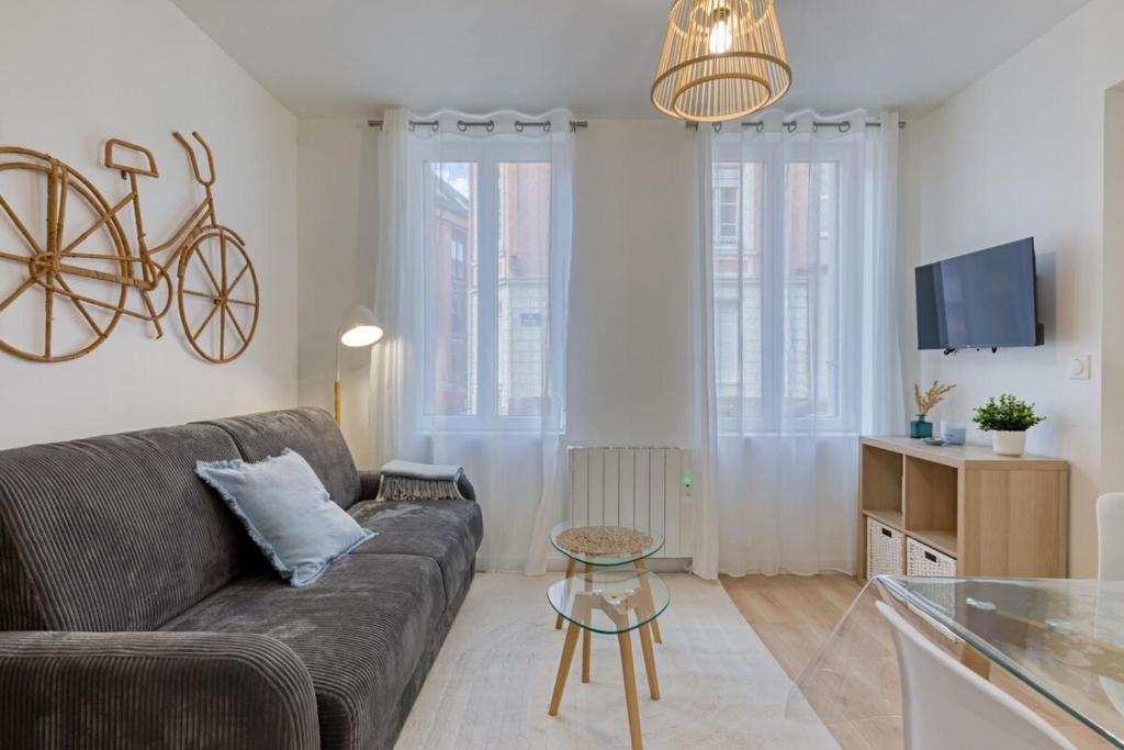 Léandre studio entièrement rénové avec extérieur 2