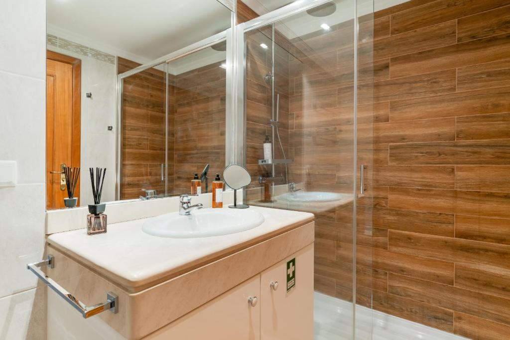 Elena Apartment by Atlantic Holiday 3