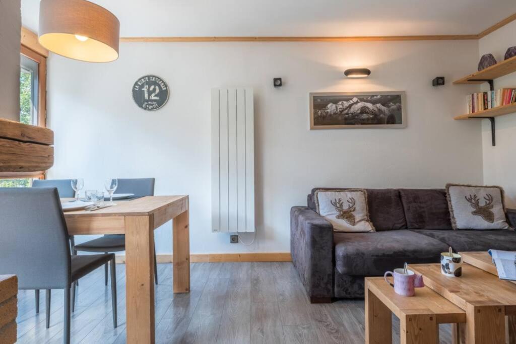 Photo de la galerie de l'établissement Prarion - Modern apartment Next to Ski lift - By Cozee Rentals, aux Houches