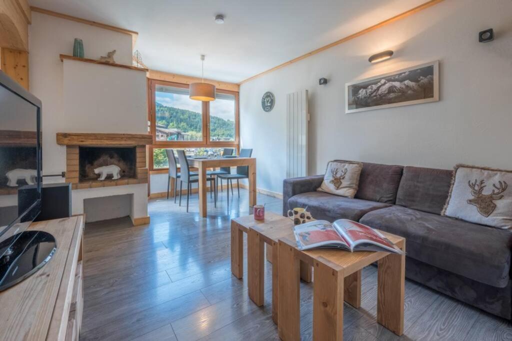 Photo de la galerie de l'établissement Prarion - Modern apartment Next to Ski lift - By Cozee Rentals, aux Houches