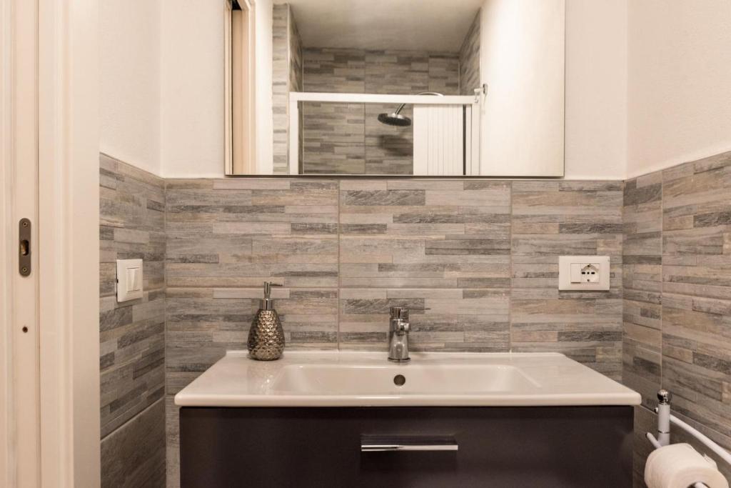 La casa di Adina 3