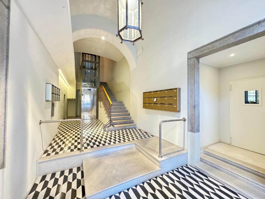 Art Nouveau Apartment 7