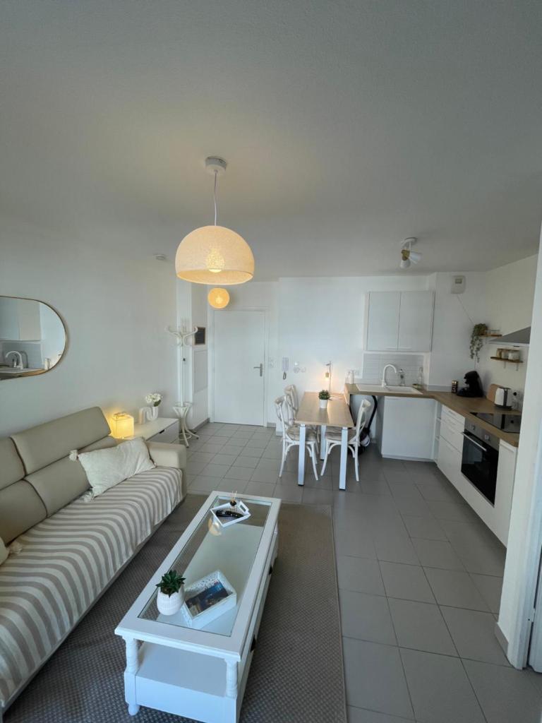Appartement neuf, parking et terrasse Proche Vélodrome 1