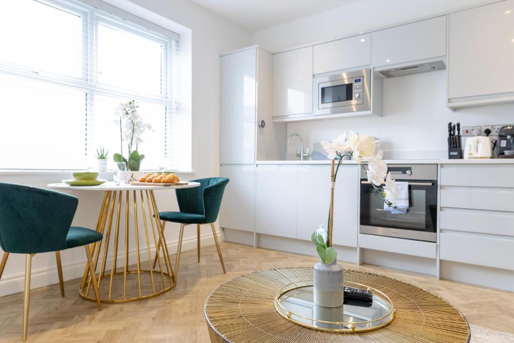 Boutique City Centre Apartments 4