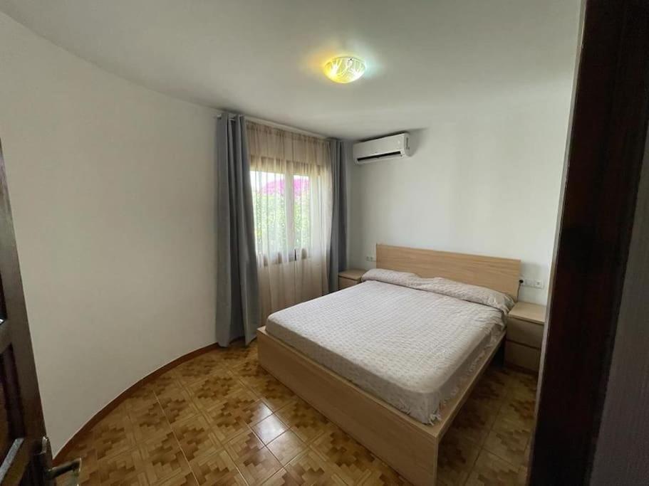 Casa Luna, 3 minutos de la playa de arena 2