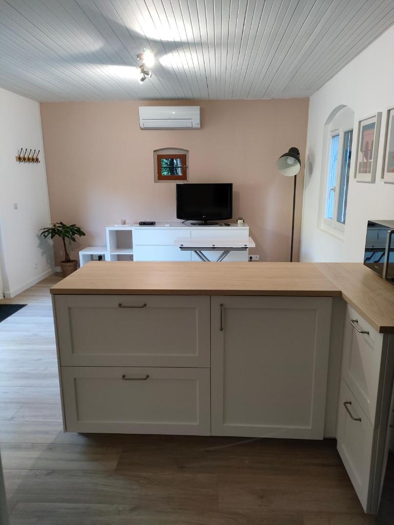 Maisonnette-Studio Toulon 83200 7
