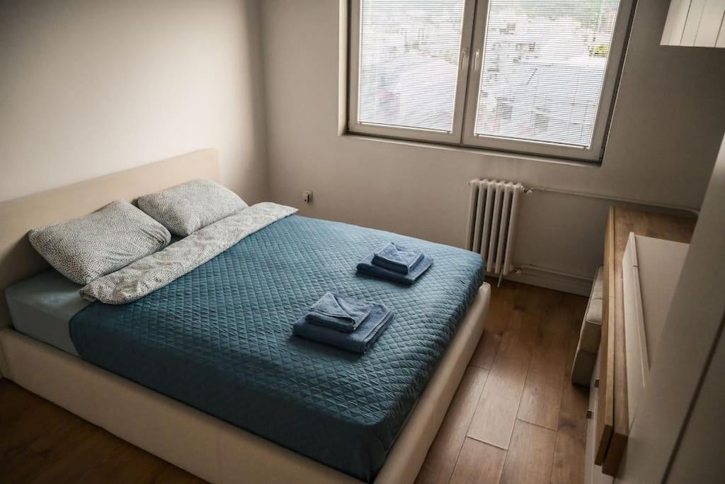 4U Apartment 7