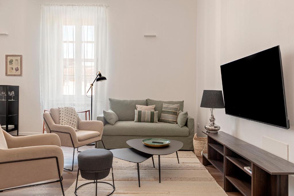Waves of Livorno New Modern Apartment 5