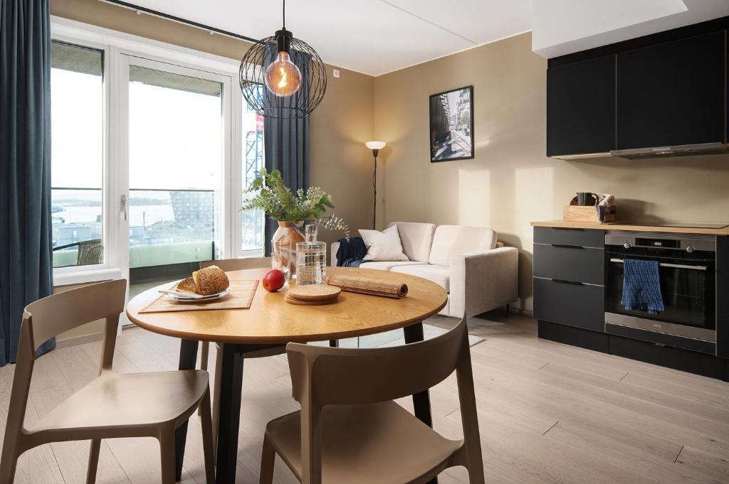 Central Studio Apartments 7