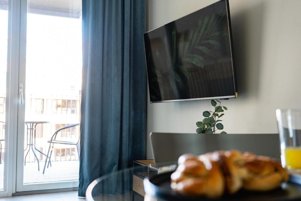Central Studio Apartments 6
