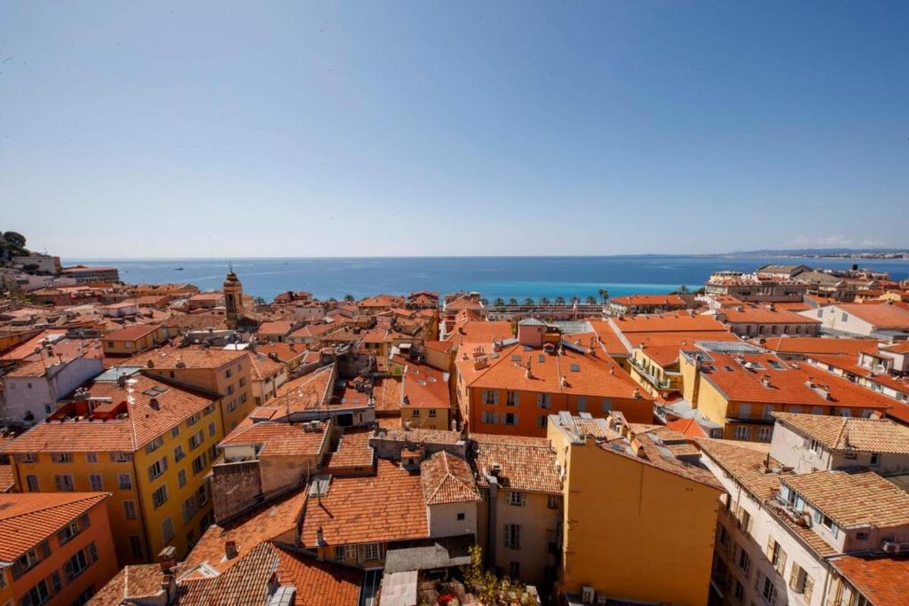06A2 - Heart of Old Nice beautiful renovated apartment 6