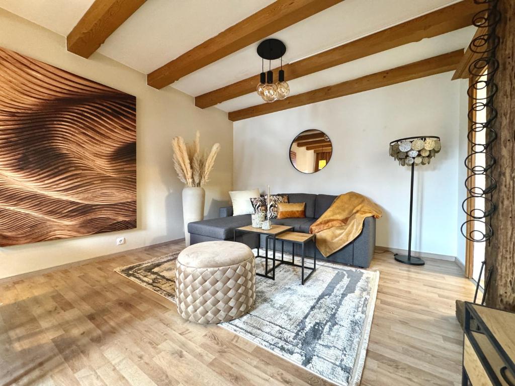 SPOTLIGHT 4YOU City Apartment with parking by belle-stay 8