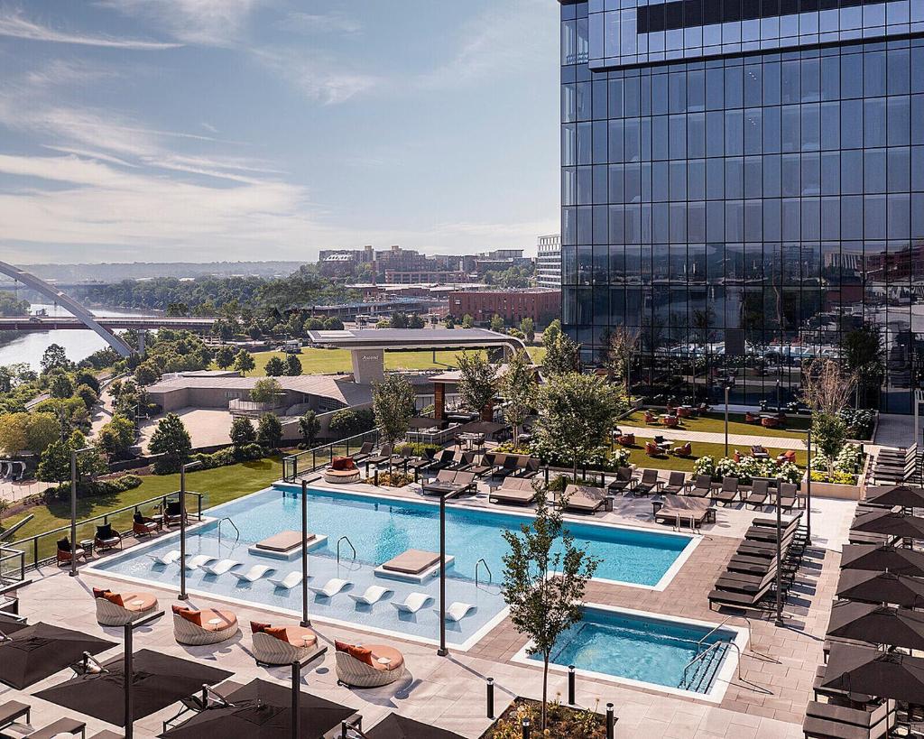 Four Seasons Hotel Nashville Image