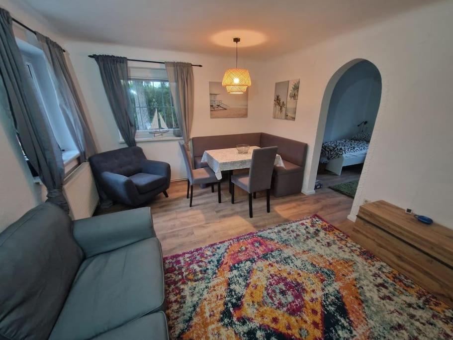 Haus mit Garten, U Bahn Nähe, gratis Parkplätze 5