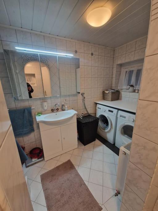 Haus mit Garten, U Bahn Nähe, gratis Parkplätze 3