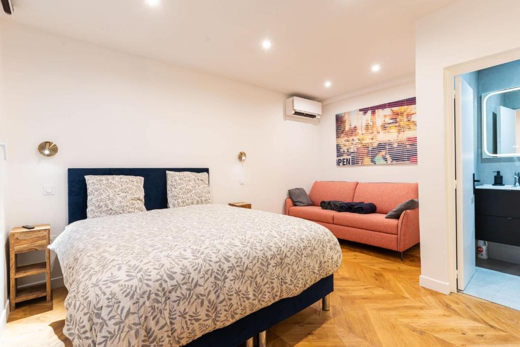 Town House Nation, Bastille, AC by LCC Agency 2