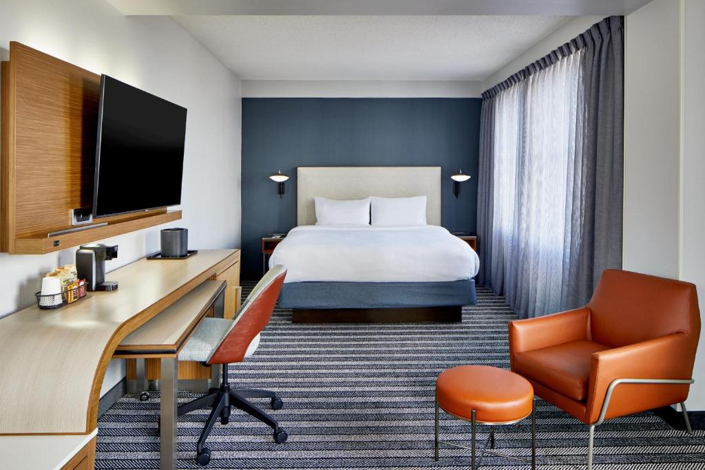 Courtyard by Marriott Nashville Downtown Image