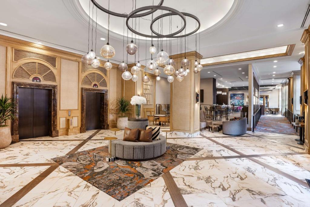 DoubleTree Suites by Hilton Austin Downtown Capitol Image